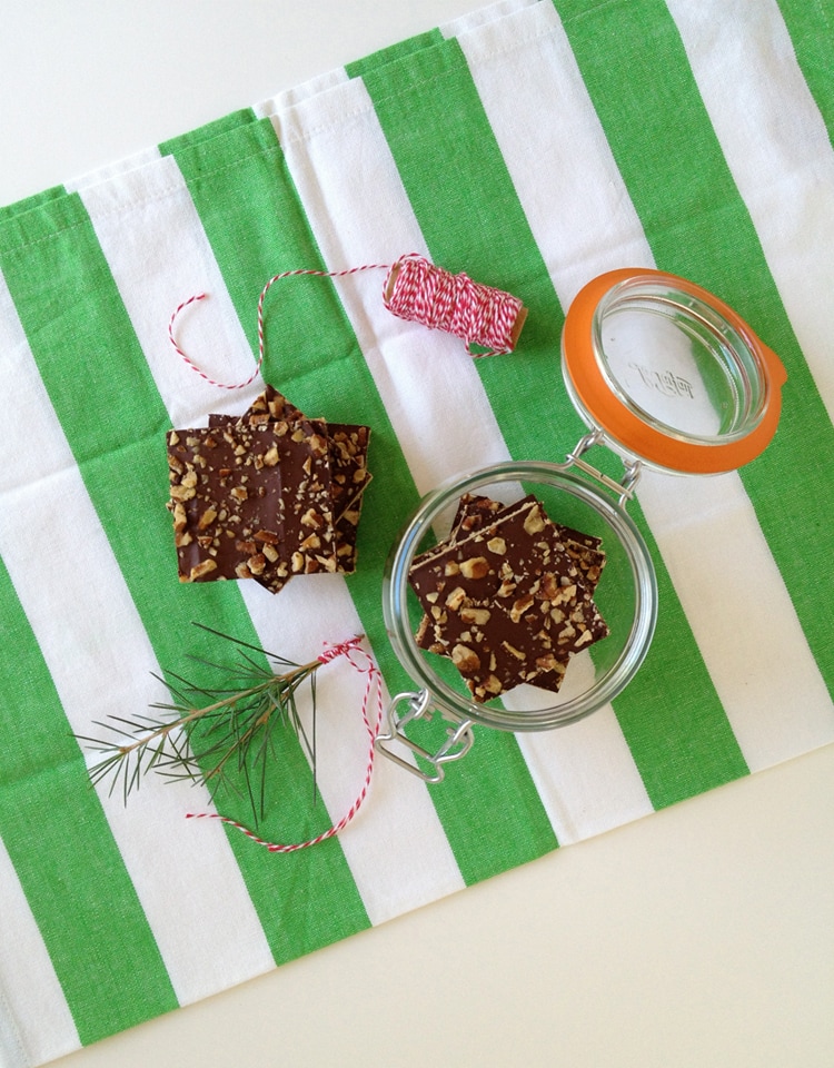 Chocolate Pecan Parfait Cookies 2 Chocolate Pecan Parfait Cookies
