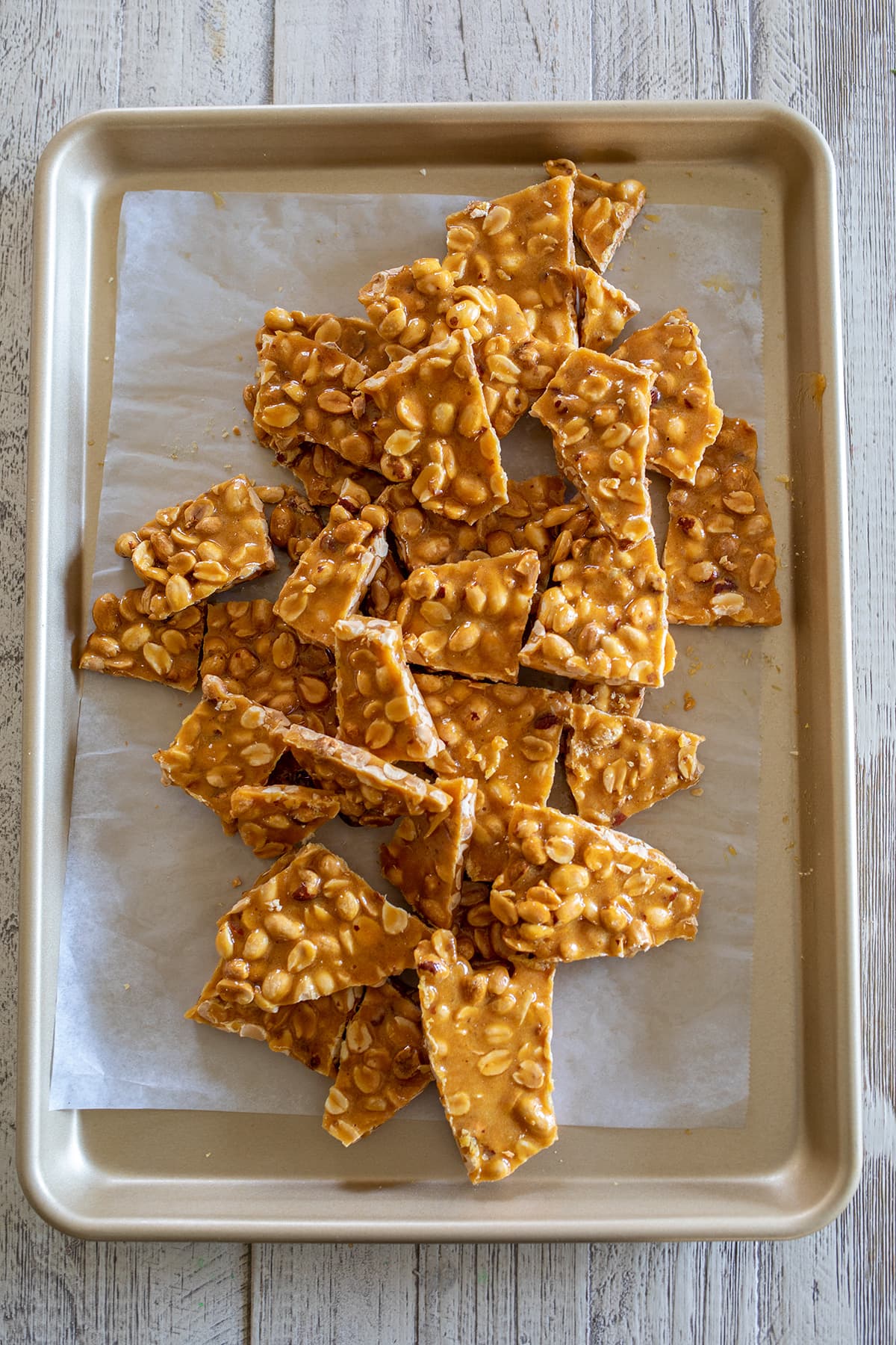 Easy Homemade Peanut Brittle Recipe