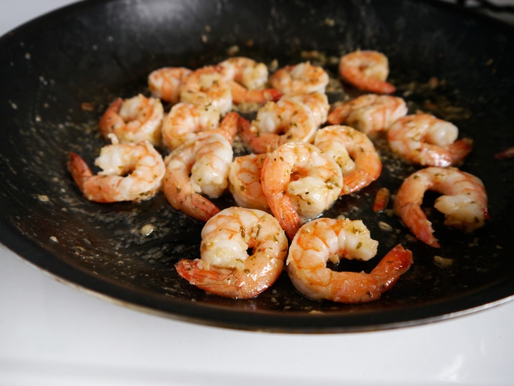 Lemon-Shrimp-with-Garlic-Herbs-&-Orzo-Salad-2