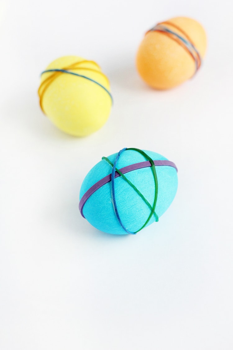 Rubber-Band-Easter-Eggs