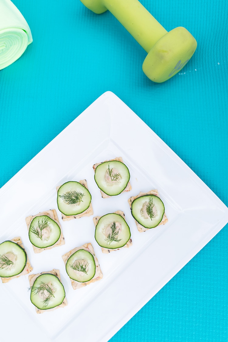 Cucumber Dill Hummus Nut Thins