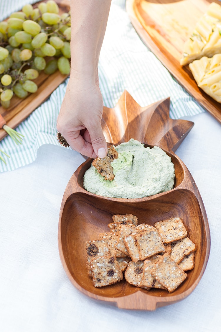 fresh pea hummus