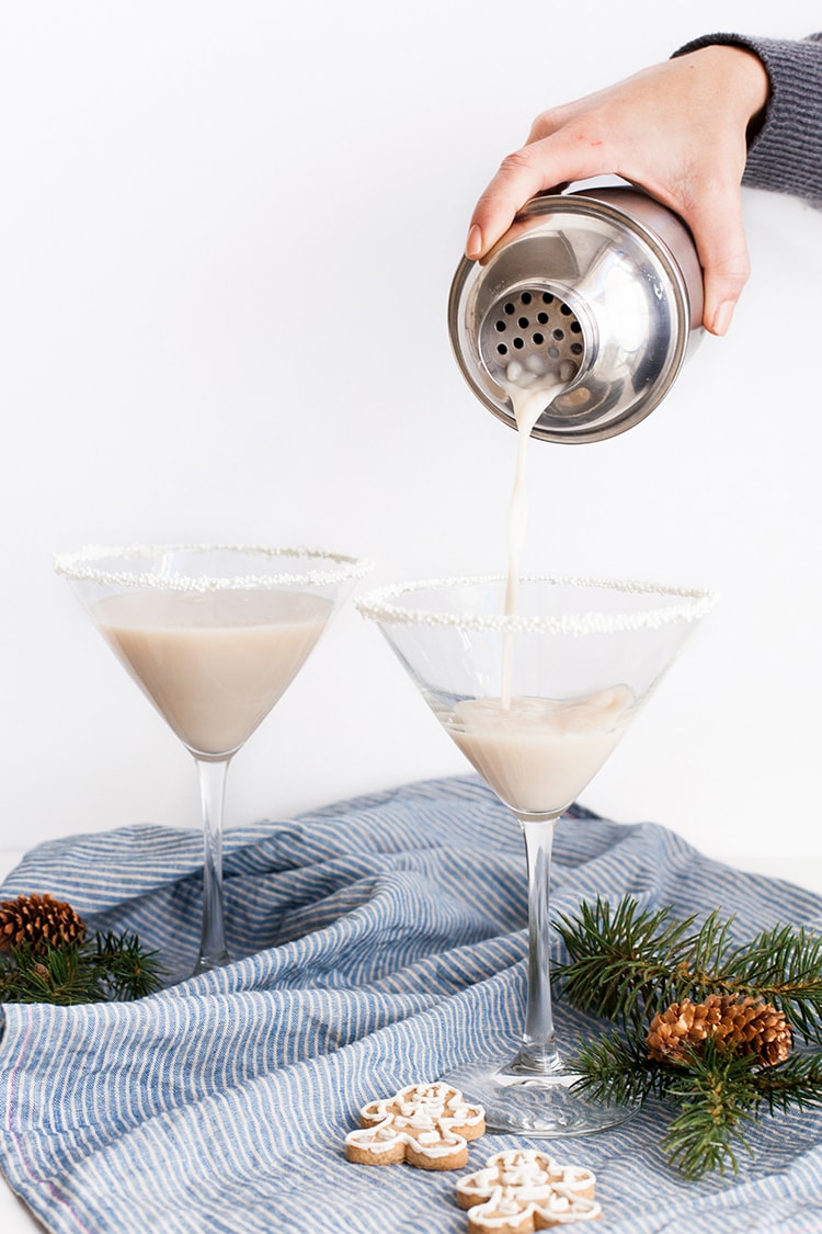 Frosted Gingerbread Martini