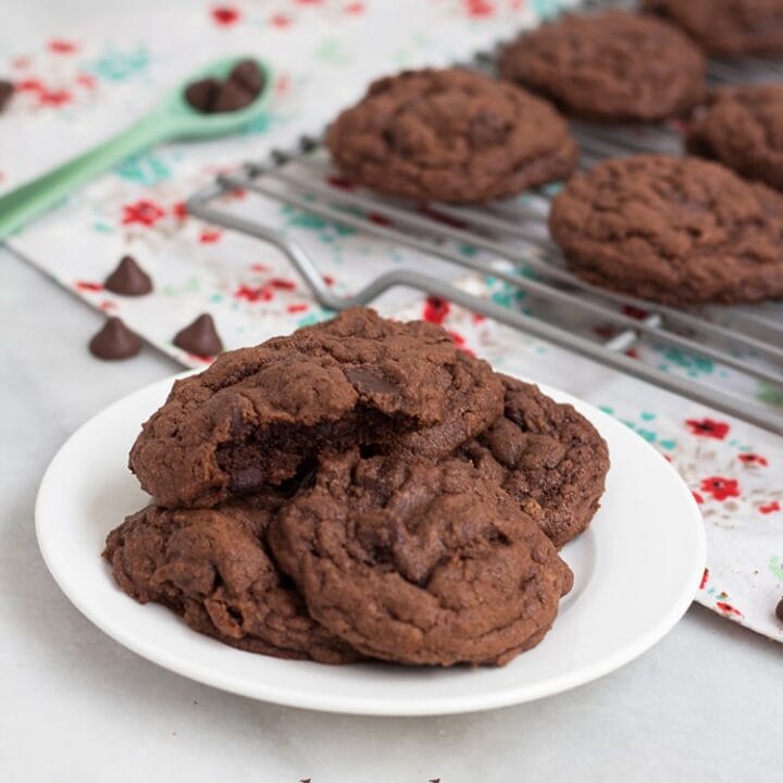 Easy Chocolate Pudding Cookies