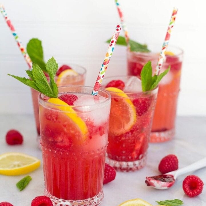 Raspberry Lemonade Spritzers