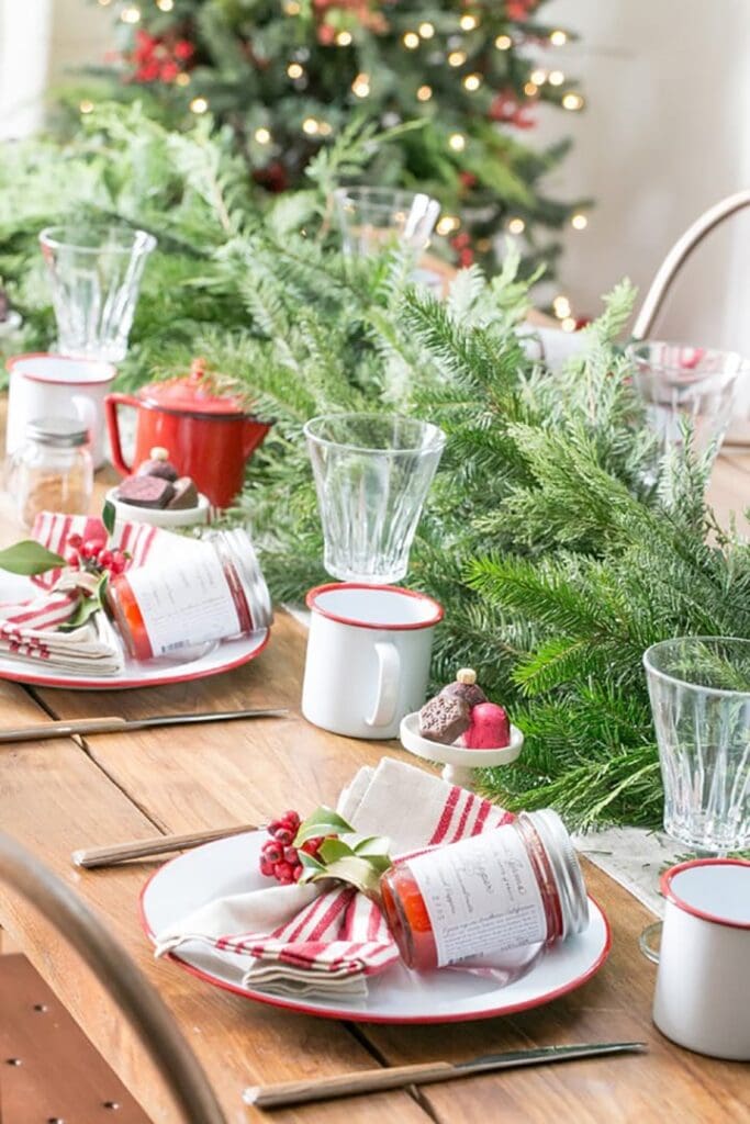 10 Inspiring Christmas Table Ideas • Freutcake