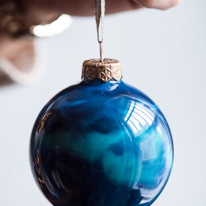 10 Handmade Christmas Ornaments