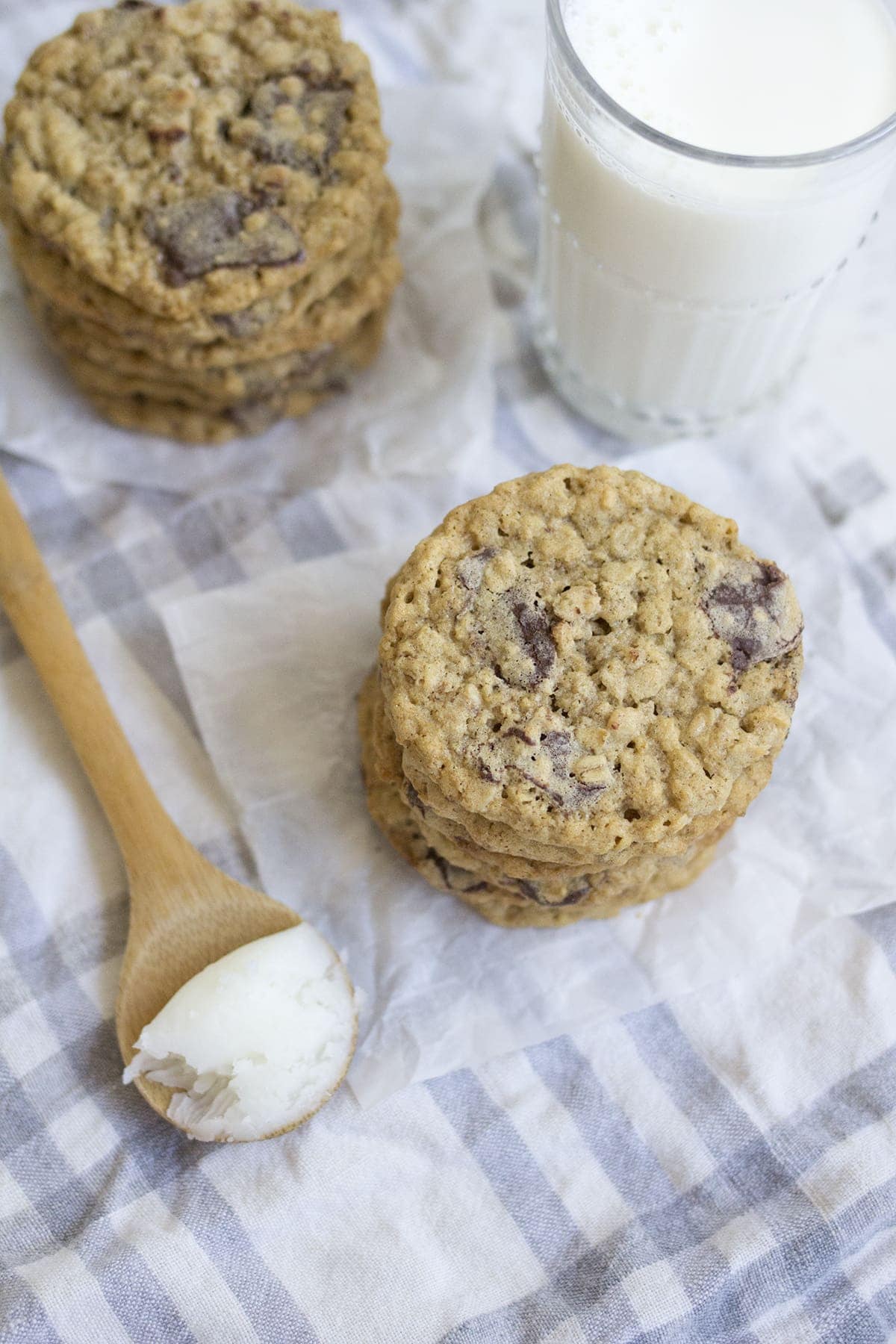 Coconut Oil Chocolate Chunk Oatmeal Cookies