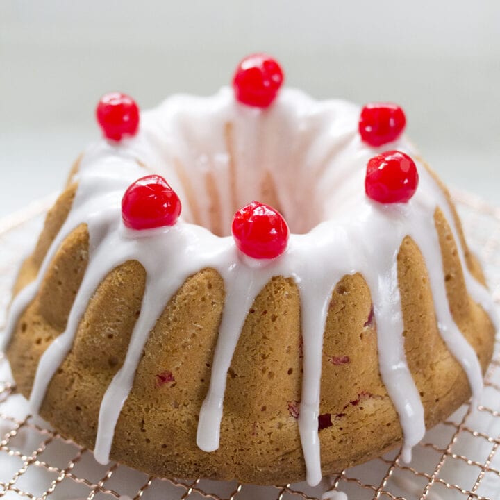 Old Fashioned Cherry Cake