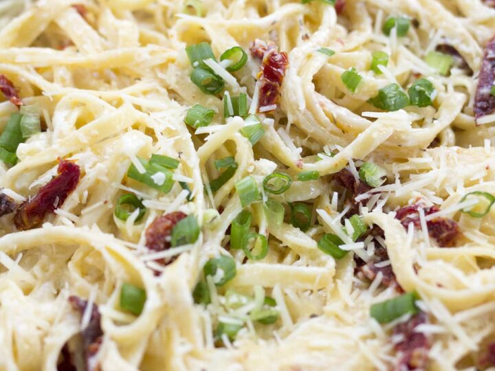 Fettuccine Alfredo With Sundried Tomatoes Freutcake