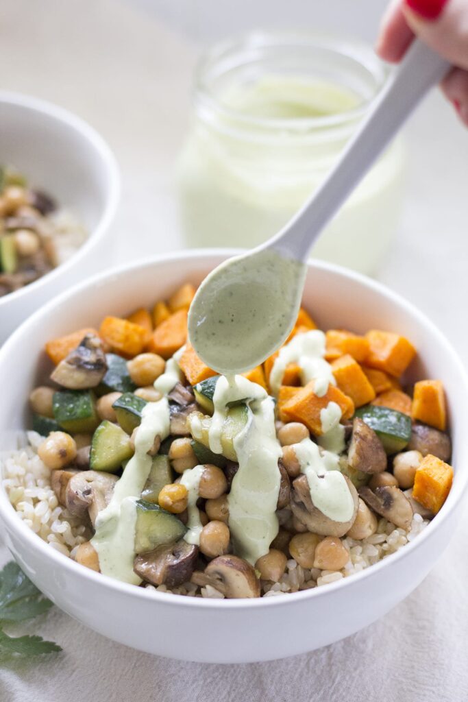 Veggie Bowls with Cilantro Tahini • Freutcake