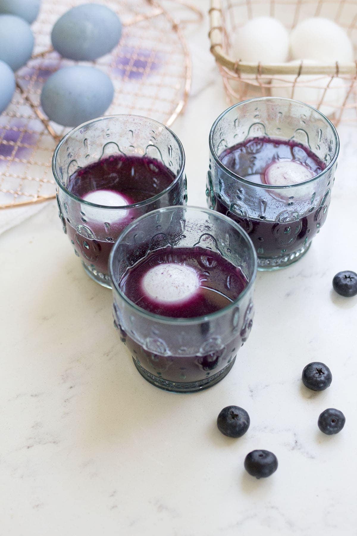 How to Dye Easter Eggs with Blueberries