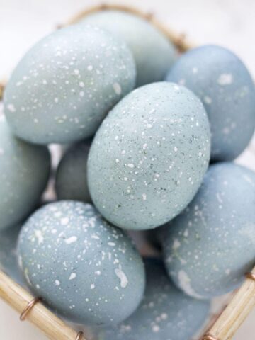 How to Dye Easter Eggs with Blueberries