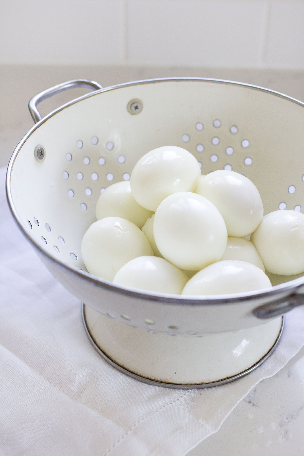 How to cook easy to peel hard boiled eggs