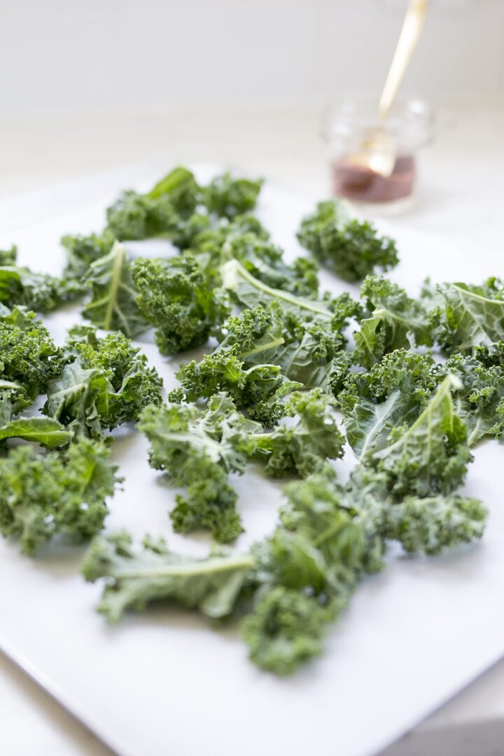 Crispy Barbecue Kale Chips • Freutcake