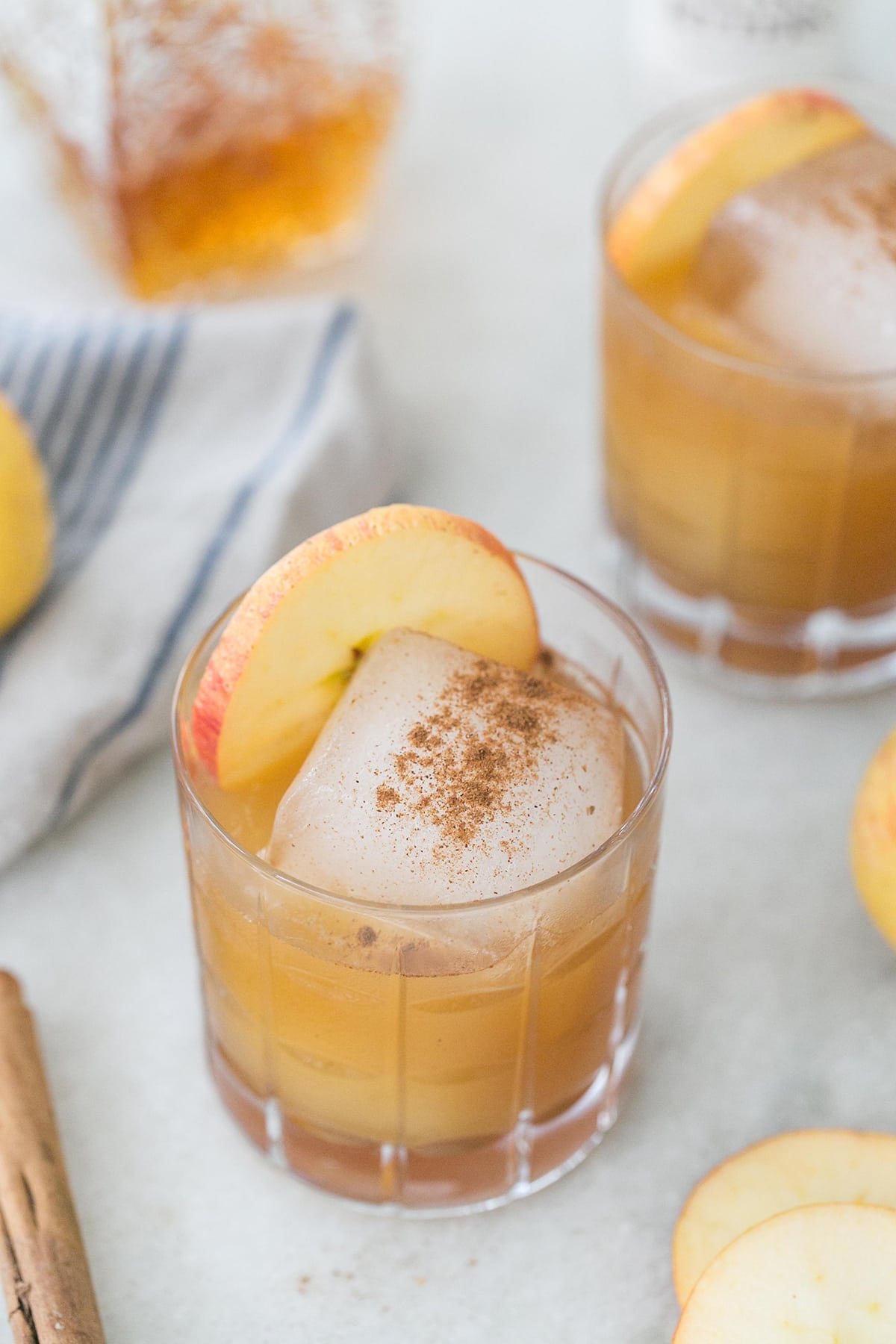 Apples and Tequila Cocktail