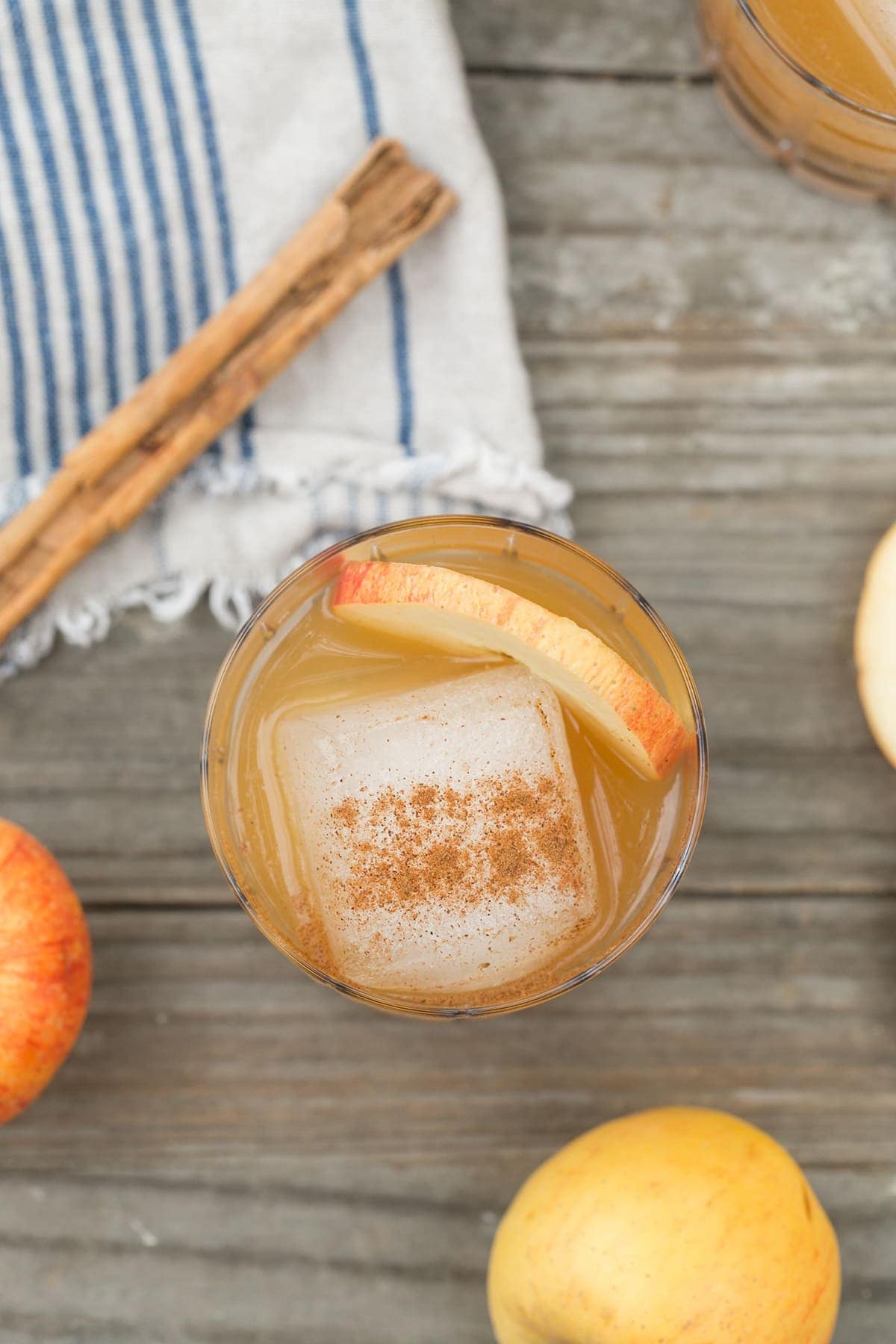 Apples and Tequila Cocktail