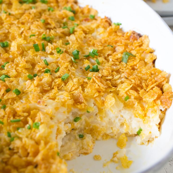 Grandma's Cheesy Hashbrown Casserole • Freutcake