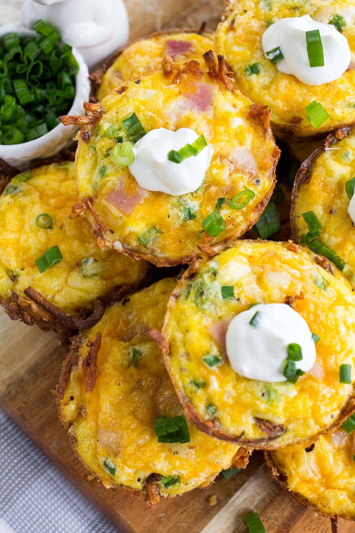 Leftover Easter Ham Breakfast Egg Nests • Freutcake