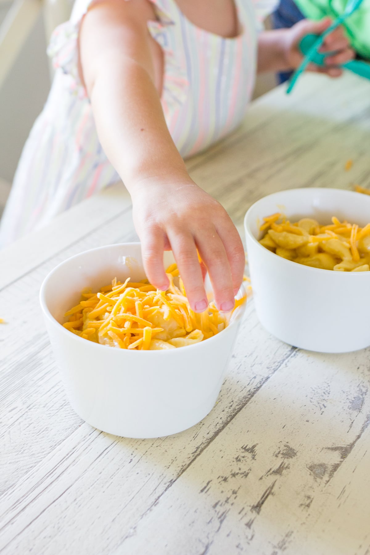 Easy Creamy Stovetop Mac and Cheese