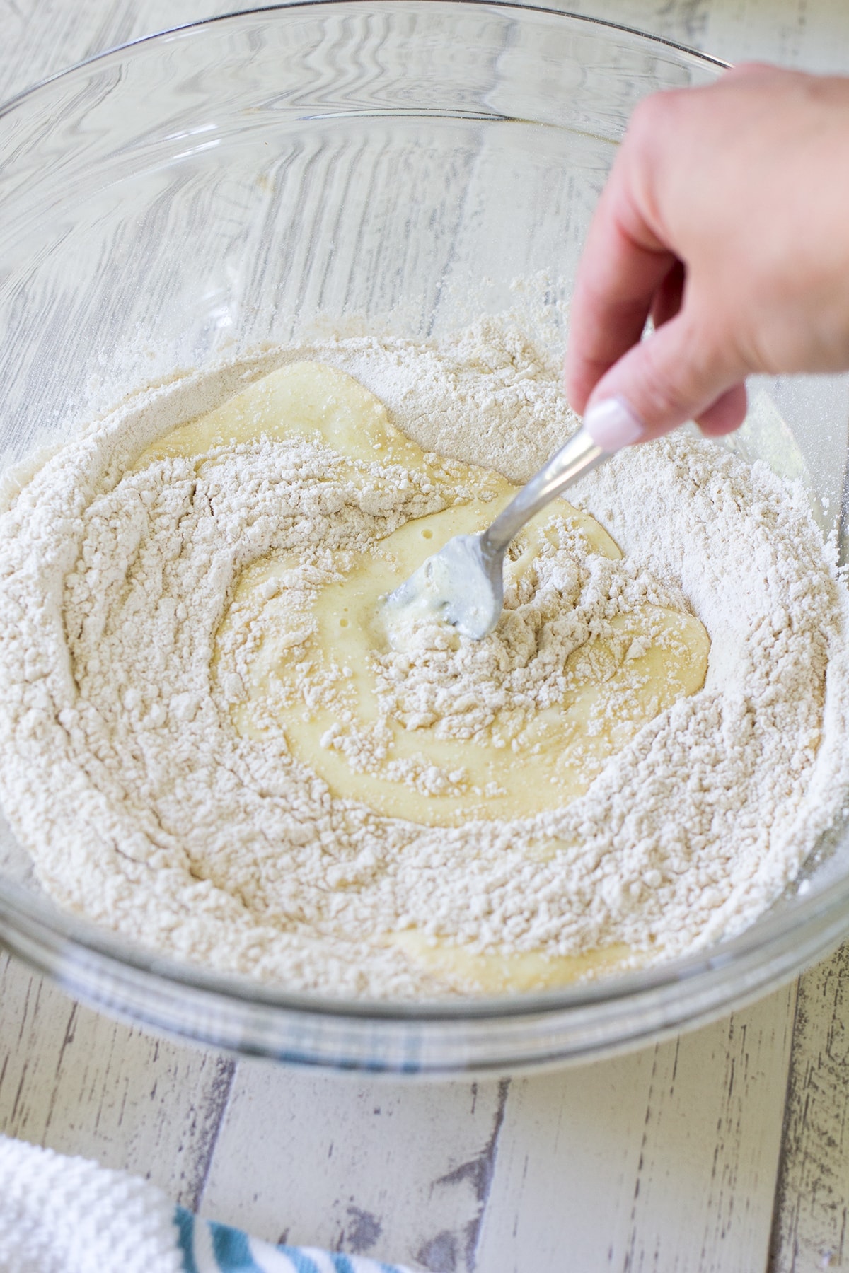 Lemon Chia Yogurt Pancakes