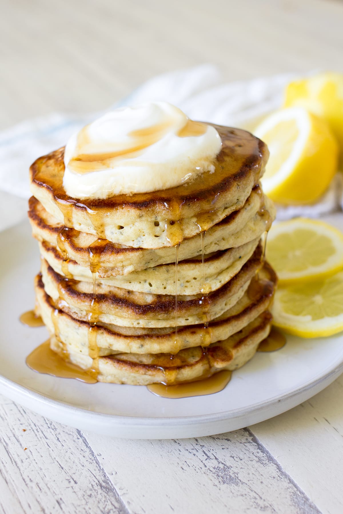 Lemon Chia Yogurt Pancakes