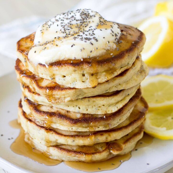 Lemon Chia Yogurt Pancakes