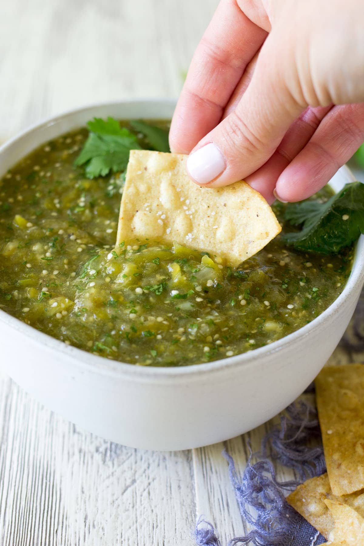 Roasted Tomatillo and Jalapeño Salsa • Freutcake