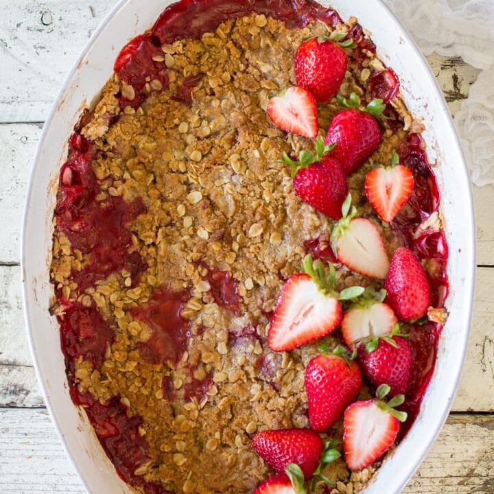 Strawberry Rhubarb Crumble