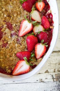 Strawberry Rhubarb Crumble