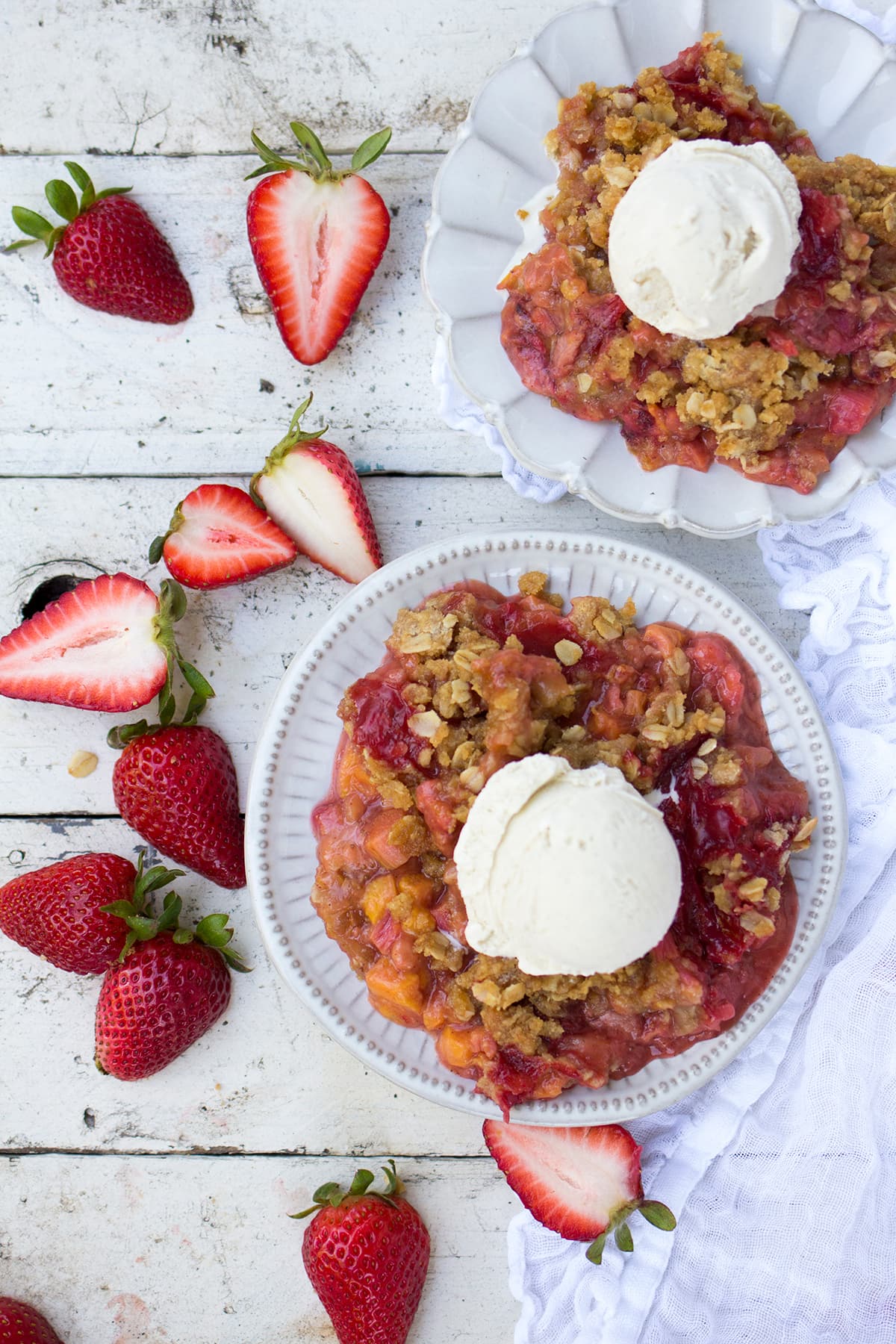 Strawberry Rhubarb Crumble