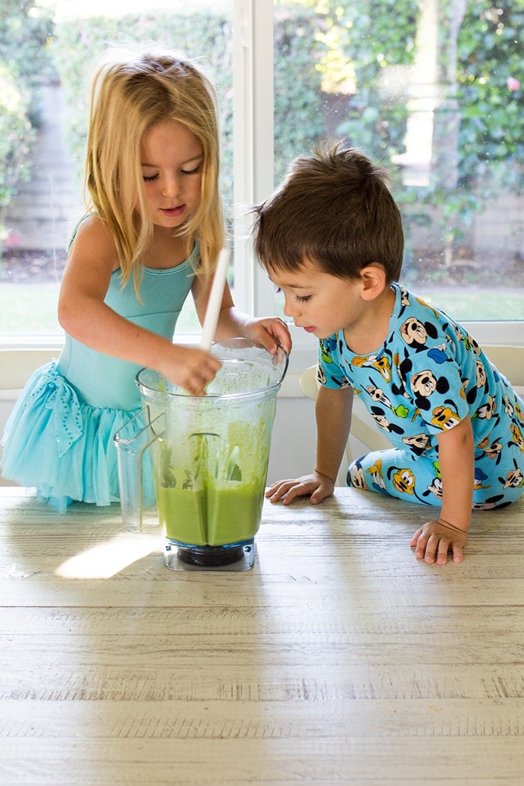 Healthy Halloween Monster Pancakes for Kids made with fresh spinach and no food coloring! 