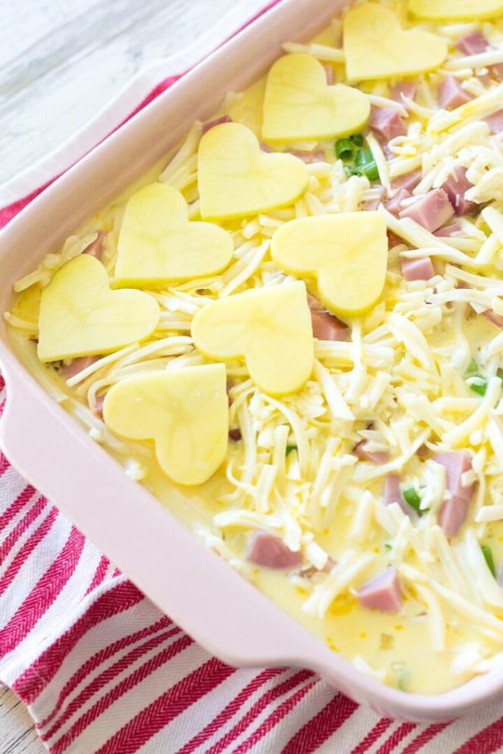 Ham and Cheese Breakfast Casserole • Freutcake