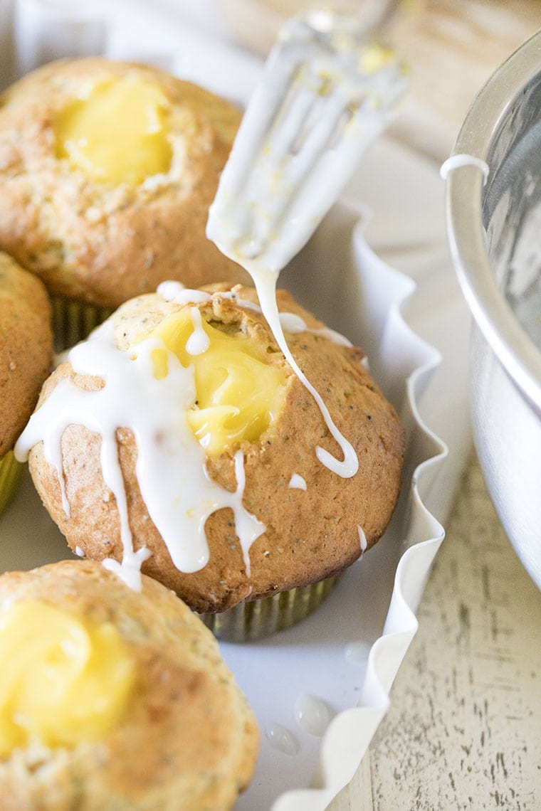 Lemon Poppyseed Muffins with Lemon Curd Filling