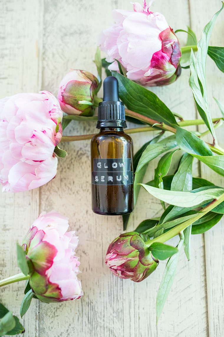 Pretty Peony  Essential oil blends recipes, Essential oil