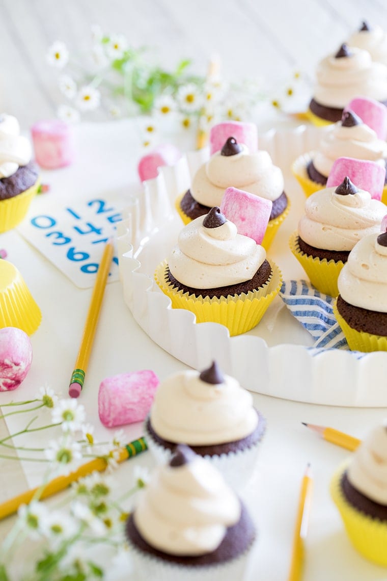 Back to School No. 2 Pencil Cupcakes • Freutcake