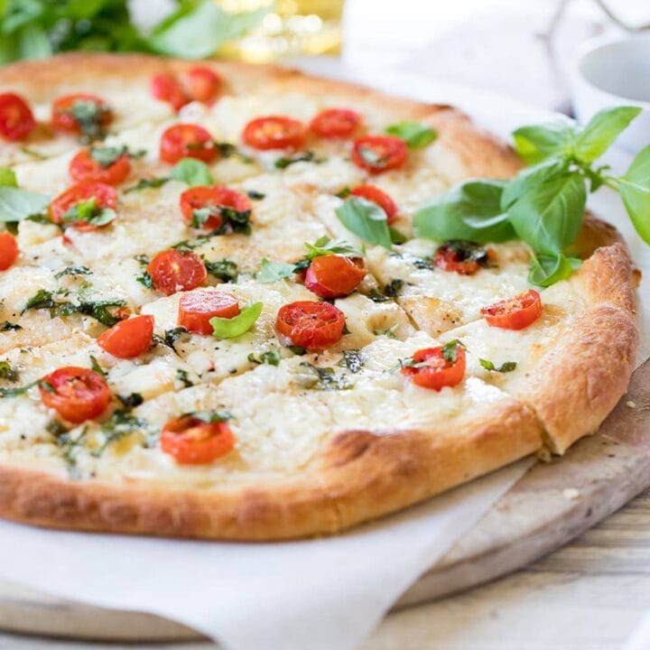 Brie and Roasted Tomato Pizza