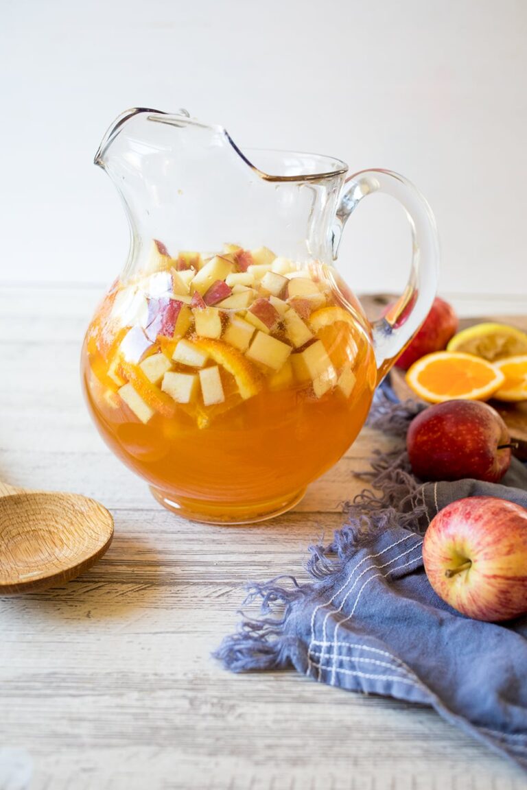 Sparkling Fall Hard Apple Cider Sangria • Freutcake