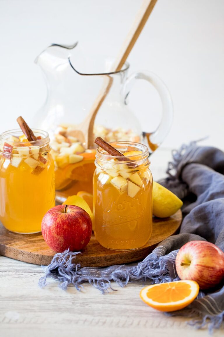 Sparkling Fall Hard Apple Cider Sangria • Freutcake