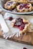 Easy Cranberry Apple Tarts #Thanksgiving #cranberrytart #easypie #thanksgivingpie