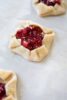 Easy Cranberry Apple Tarts #Thanksgiving #cranberrytart #easypie #thanksgivingpie
