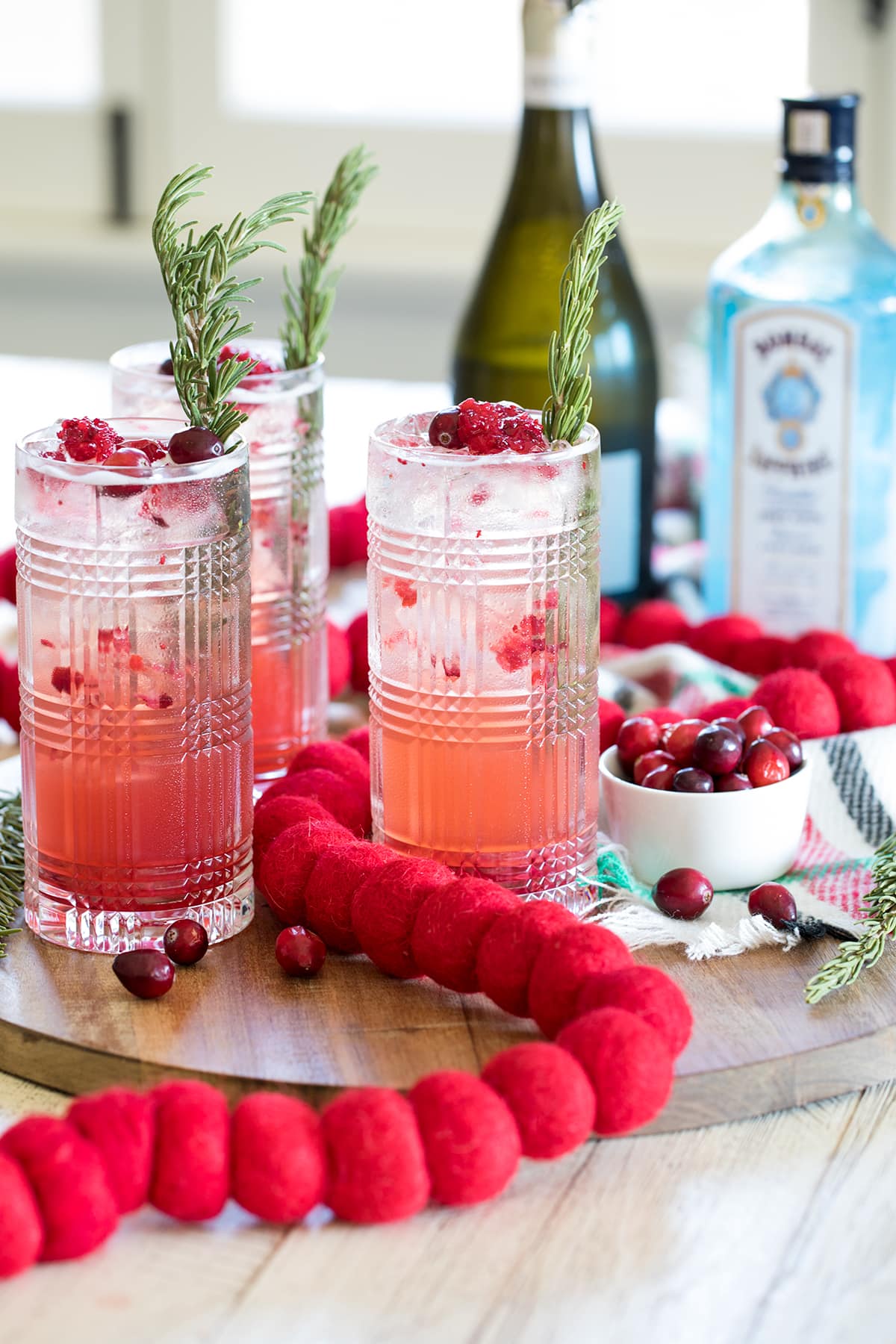 Sparkling Cranberry Gin Holiday Cocktails