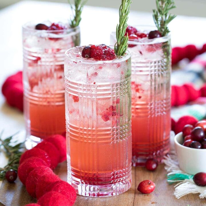 Sparkling Cranberry Gin Holiday Cocktails