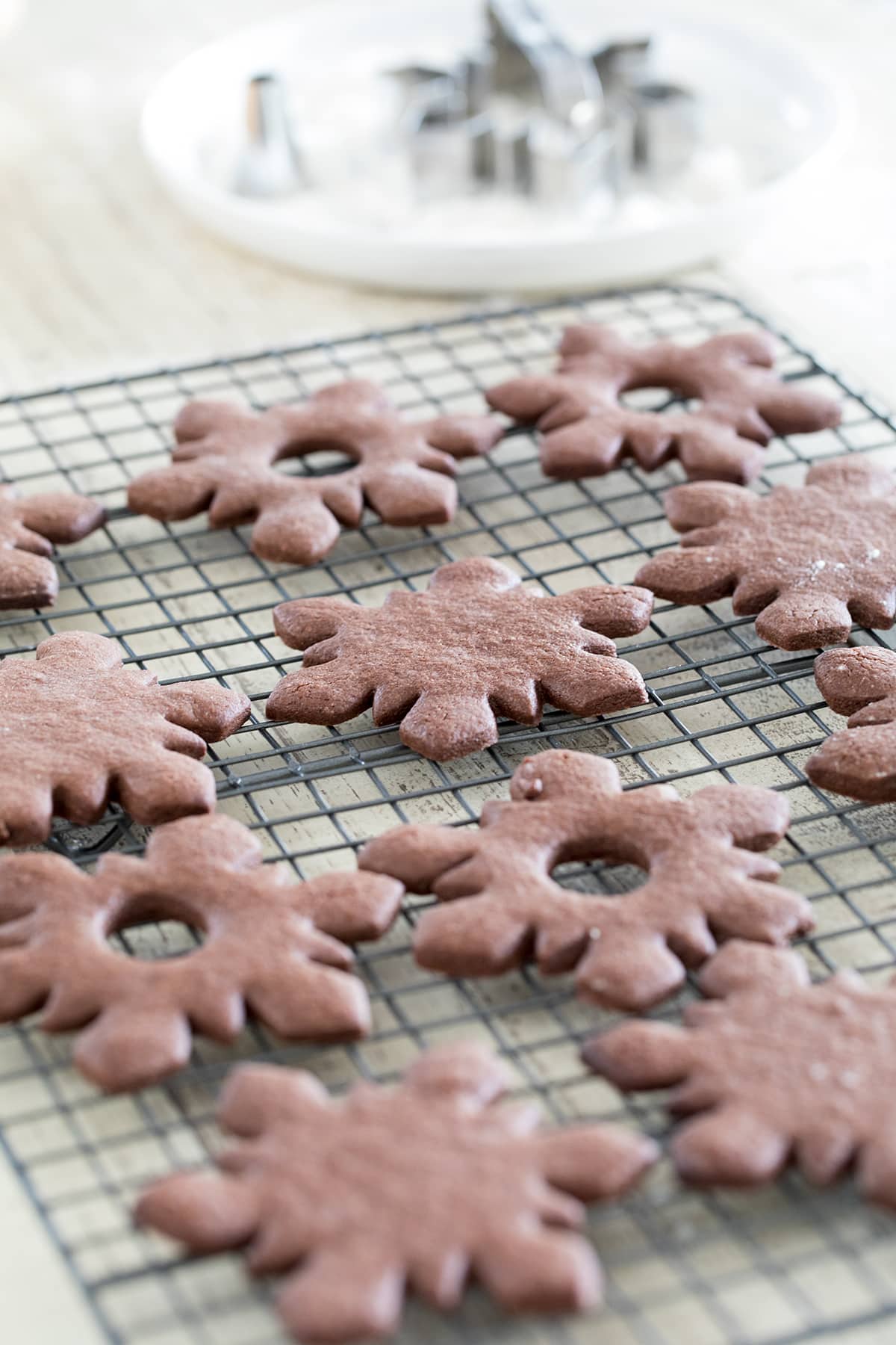 Hot Chocolate Marshmallow Linzer Cookies