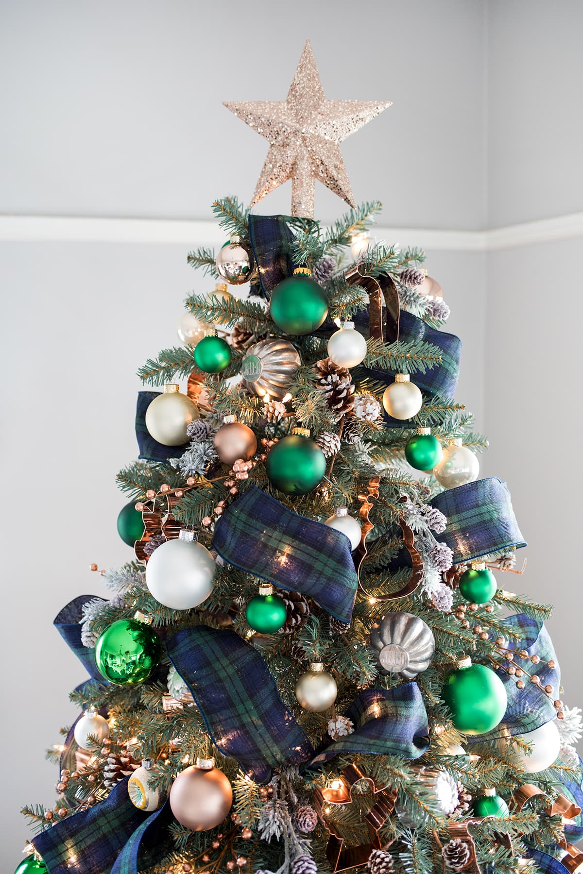 Woodsy Green Plaid and Copper Christmas Tree