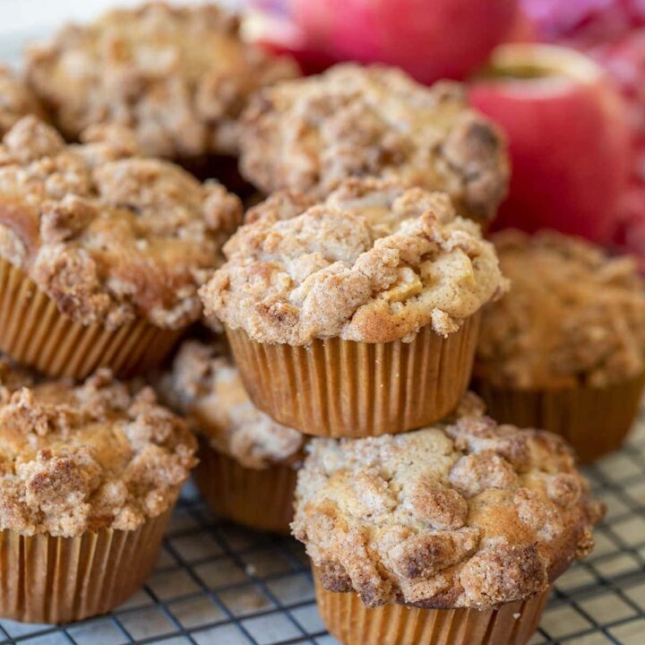 Apple Cinnamon Streusel Muffins