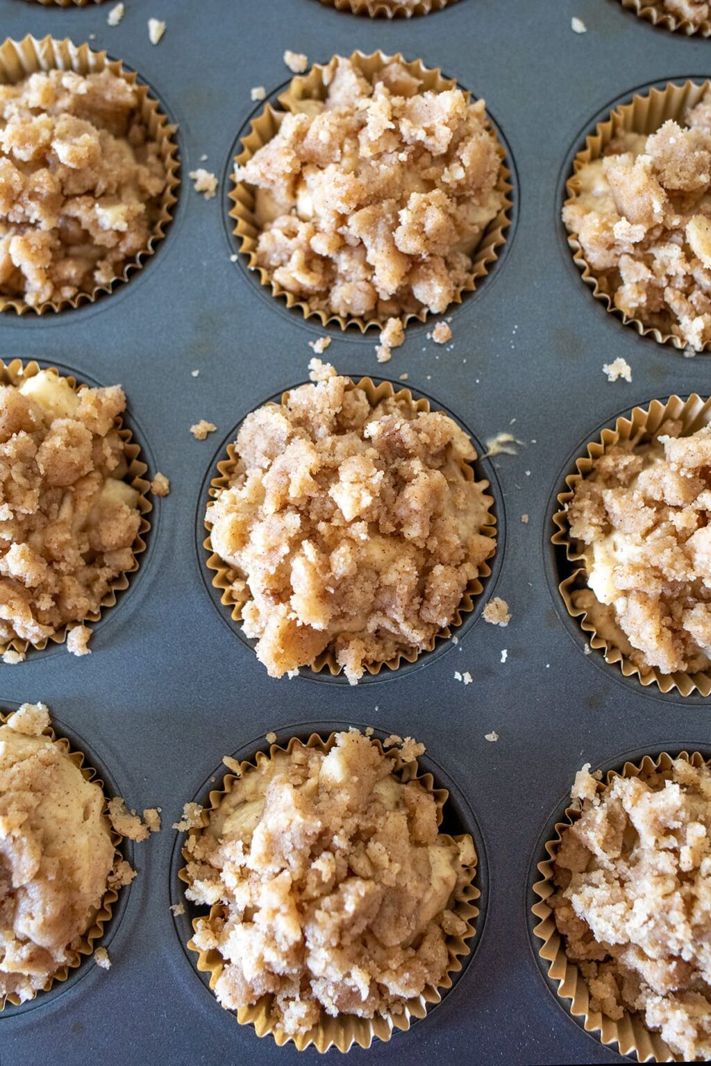 Apple Cinnamon Streusel Muffins • Freutcake