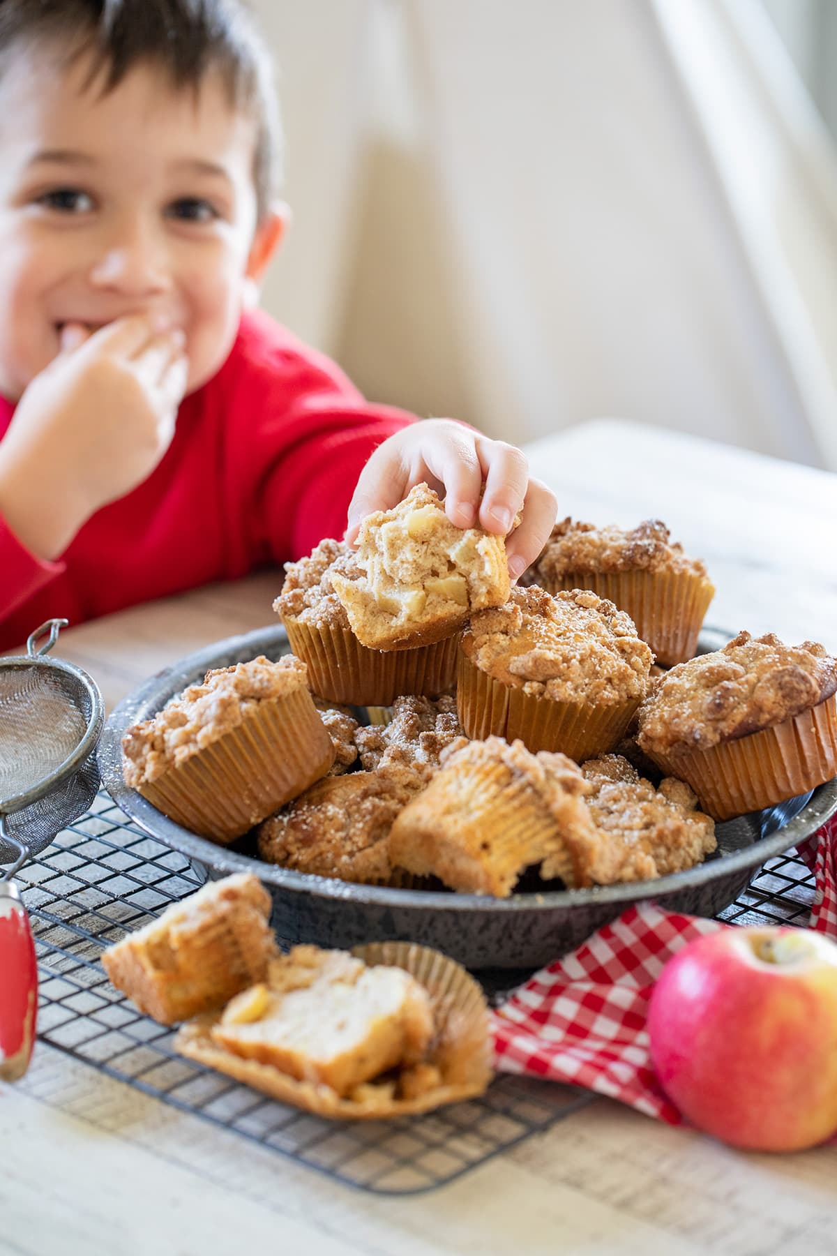 Apple Cinnamon Streusel Muffins