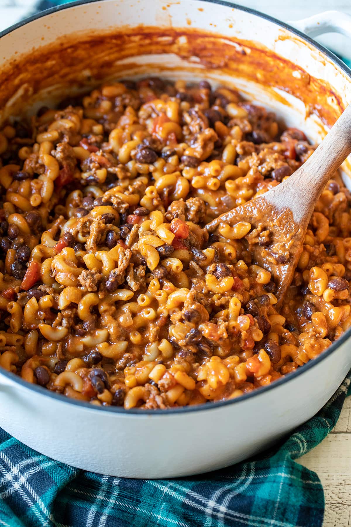 Cheesy One Pot Chili Mac