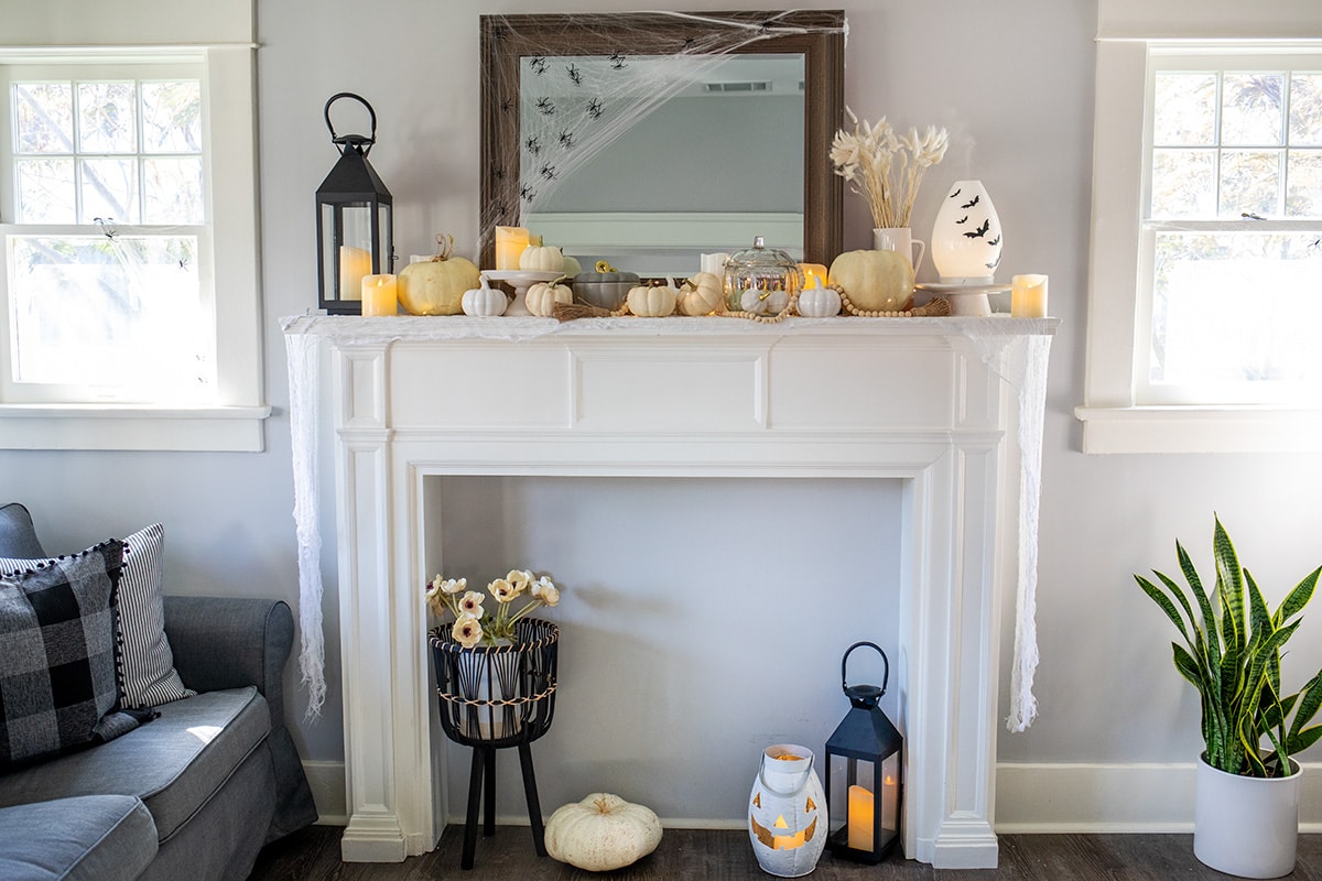 Chic White Pumpkin Halloween Decor